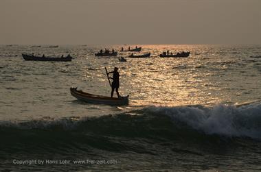 Fishing fleet, Chowara Beach,_DSC_9730_H600